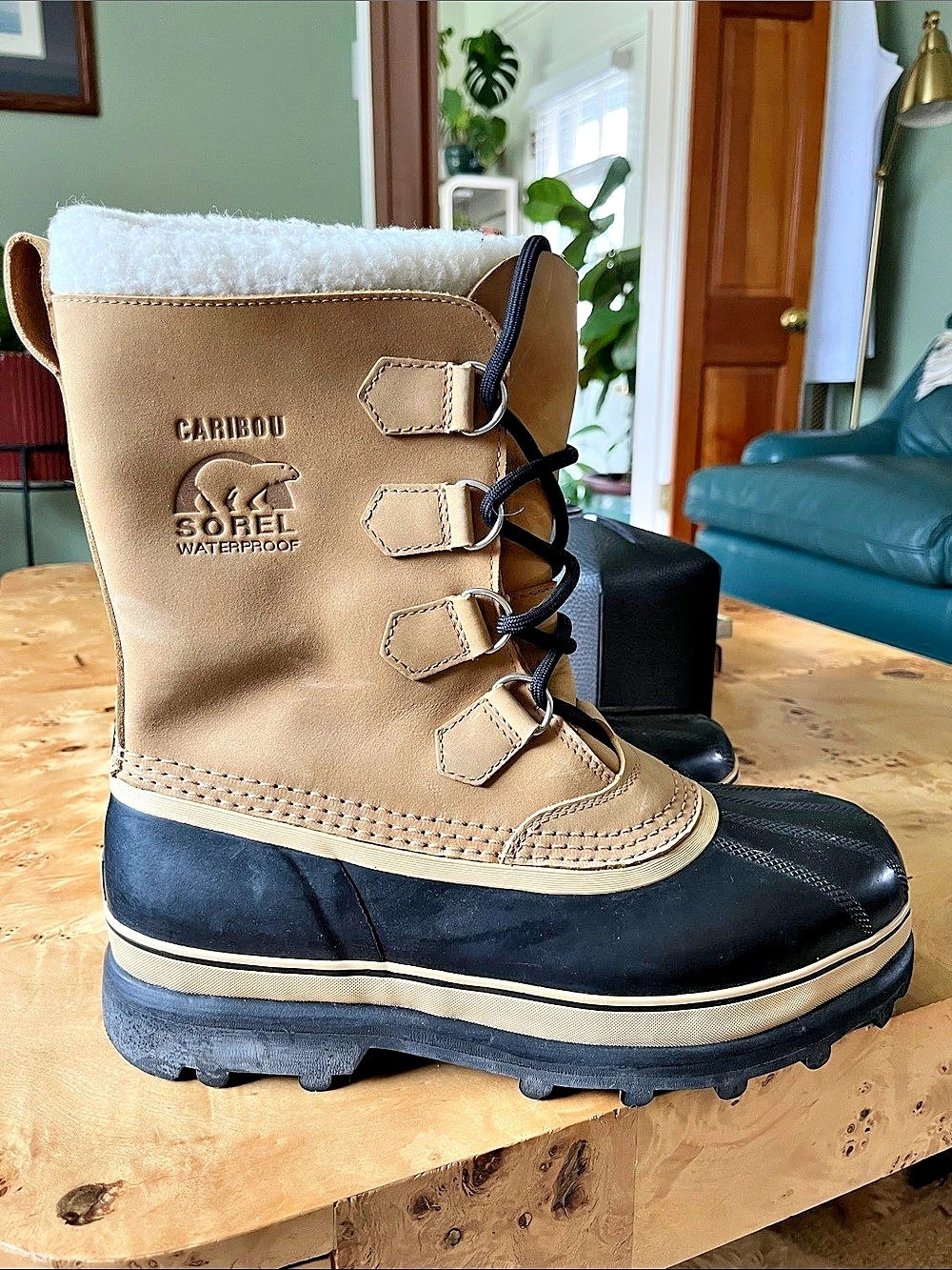 Sorel Caribou Waterproof Boot Brown & Black Men’s 11 NWOT